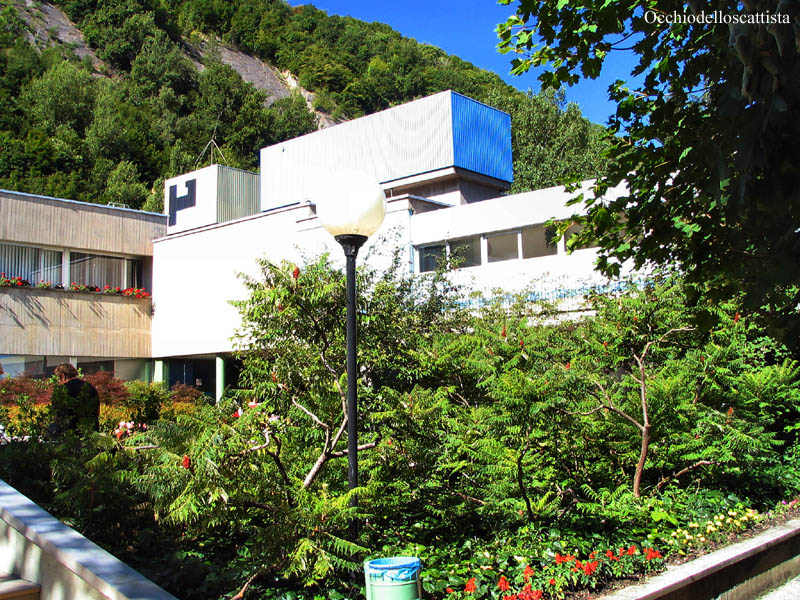  Image name: 02-terme di porretta.jpg 
 width: 800 pixel 
 height: 600 pixel 
 Size: 134474 bytes 
 Click to enlarge 